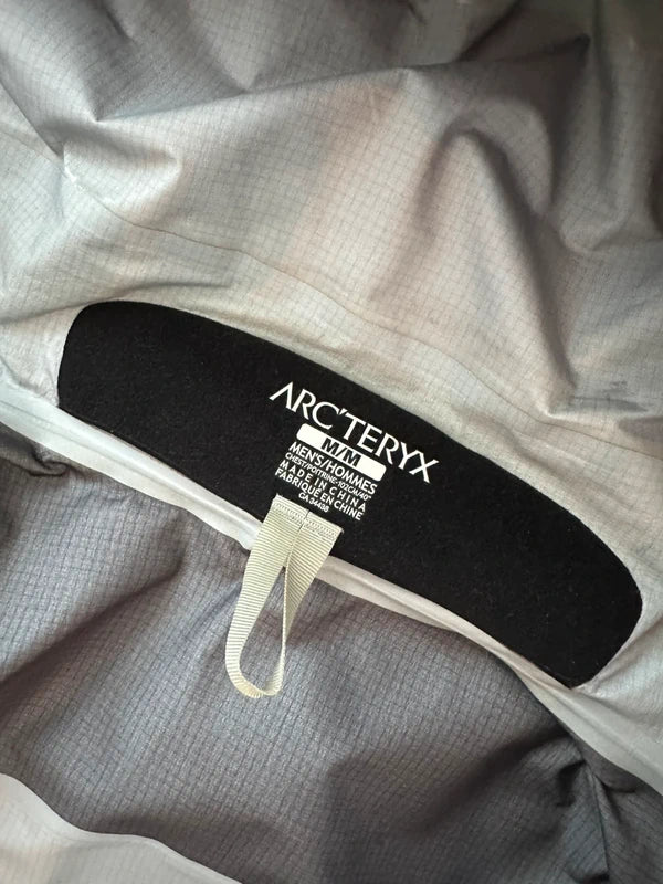 Arc'teryx Alpha AR