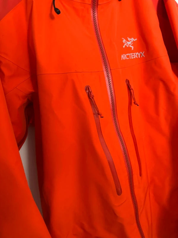 Arc'teryx Alpha AR